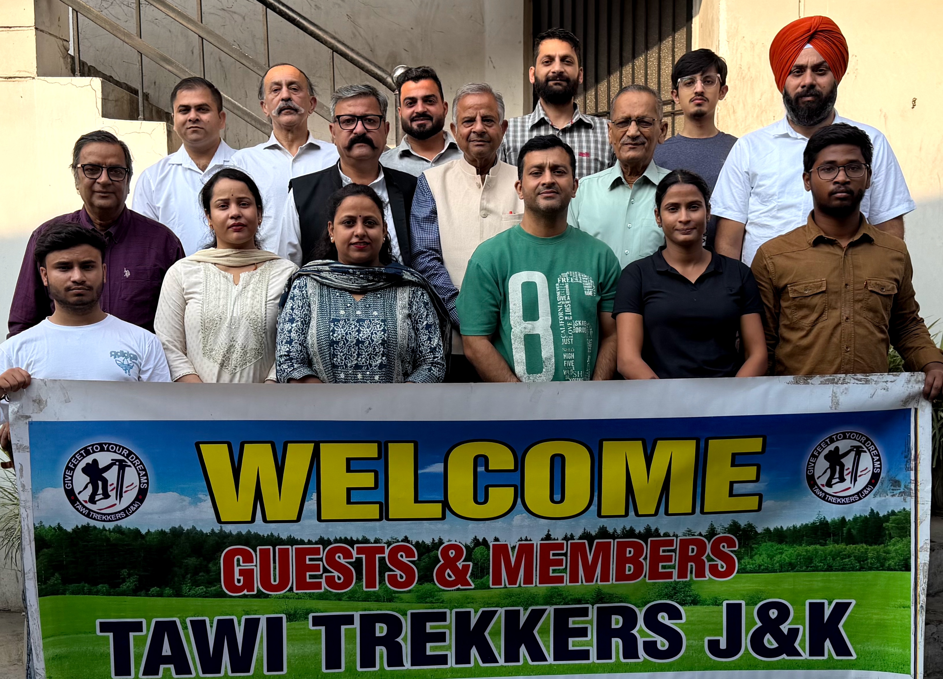 Tawi Trekkers to give Adventure Award to 3 Everesters